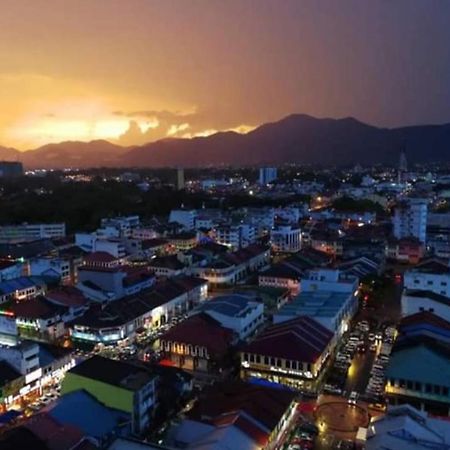 The Octagon Ipoh - Home Stay Eksteriør bilde